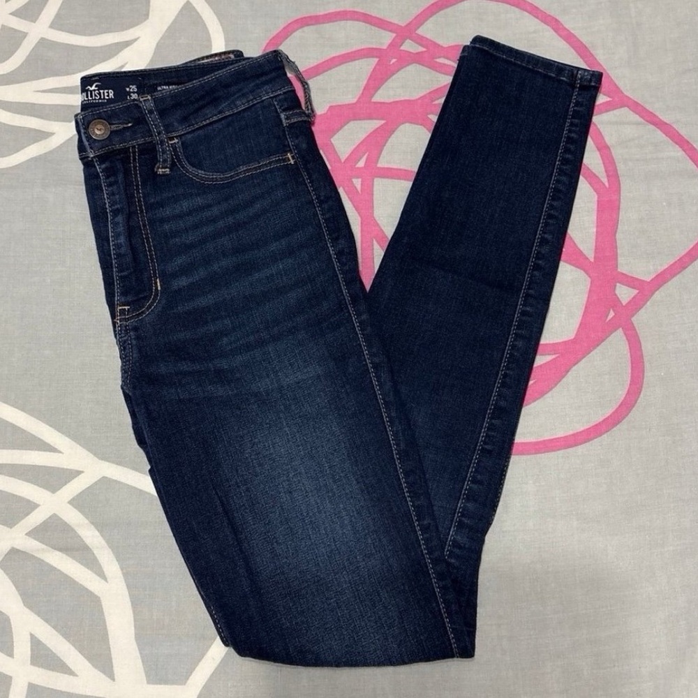 Hollister Ultra High-Rise Dark Wash Skinny Jeans